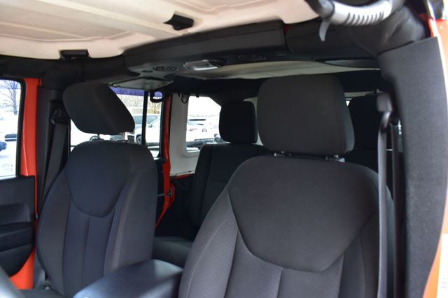2015 Jeep Wrangler Unlimited Sport - 22976522 - 13