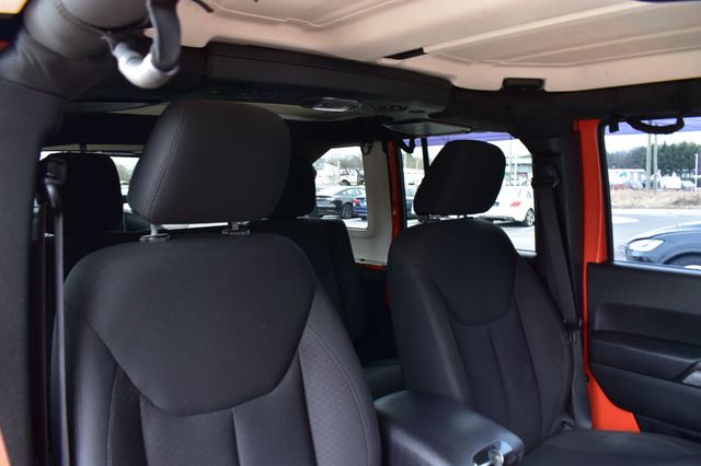 2015 Jeep Wrangler Unlimited Sport - 22976522 - 16