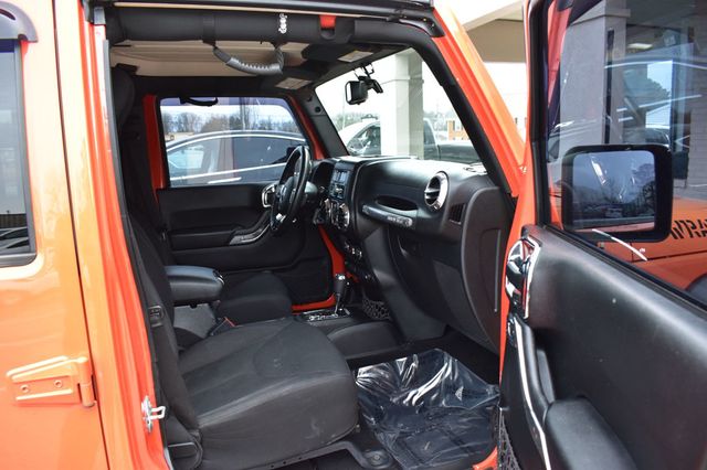 2015 Jeep Wrangler Unlimited Sport - 22976522 - 17