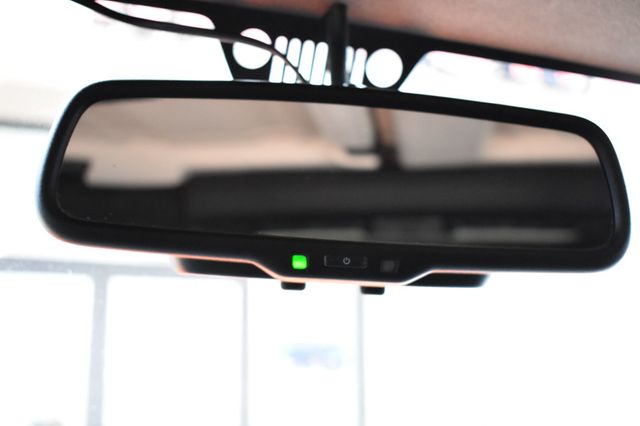 2015 Jeep Wrangler Unlimited Sport - 22976522 - 34