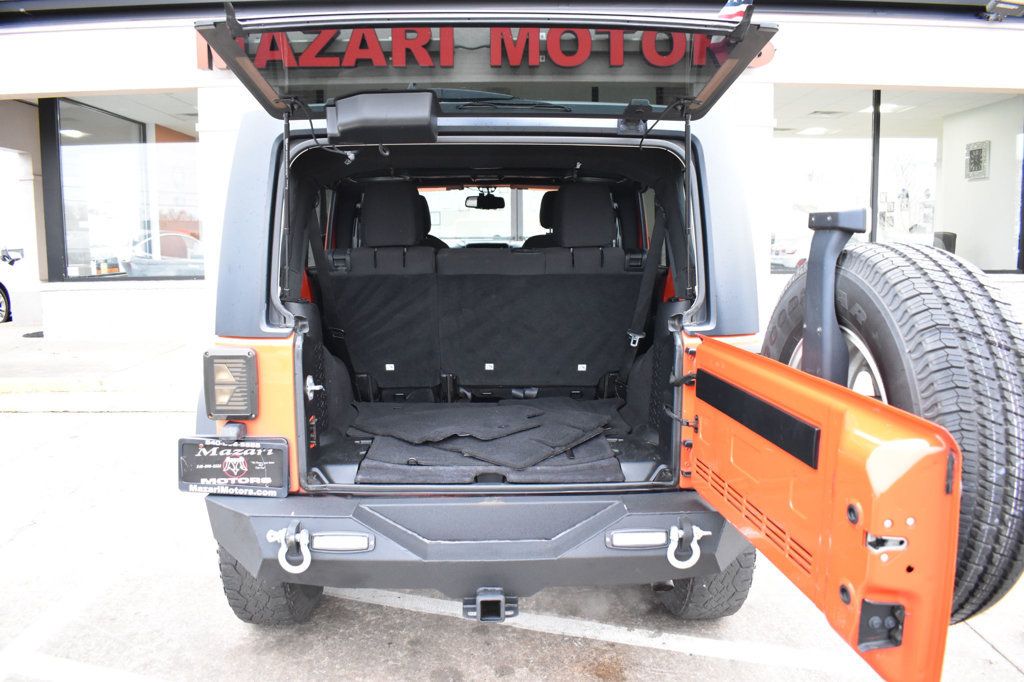 2015 Jeep Wrangler Unlimited Sport - 22976522 - 35