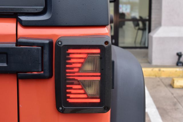 2015 Jeep Wrangler Unlimited Sport - 22976522 - 39