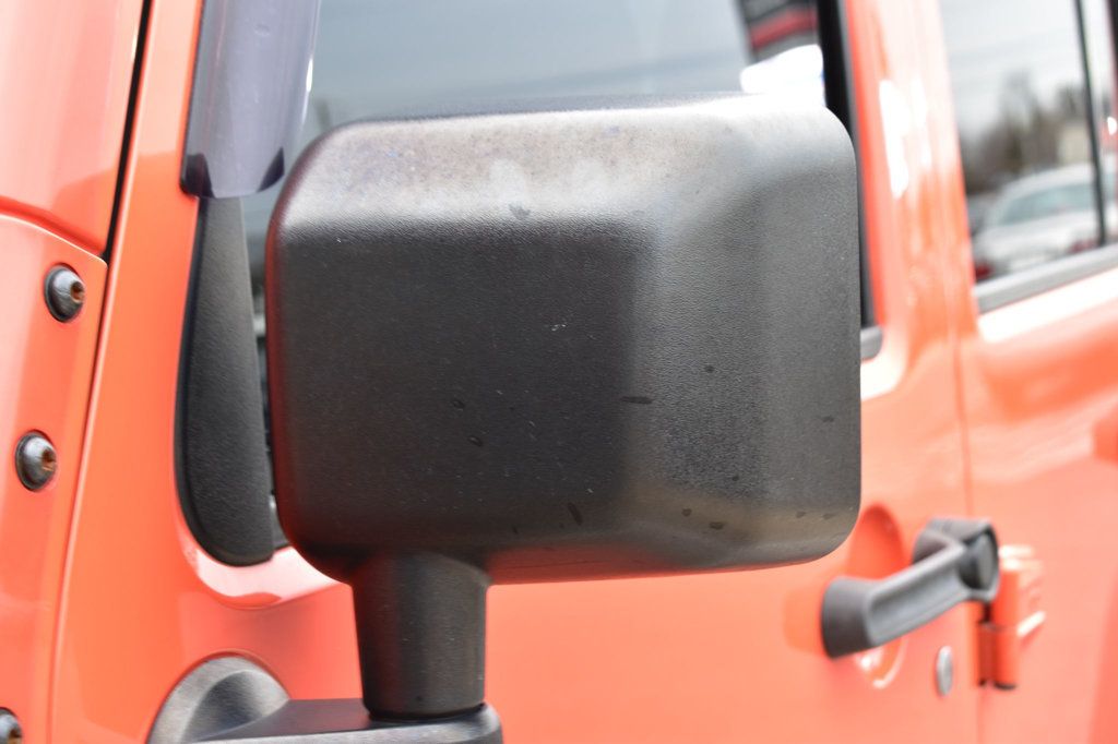 2015 Jeep Wrangler Unlimited Sport - 22976522 - 46