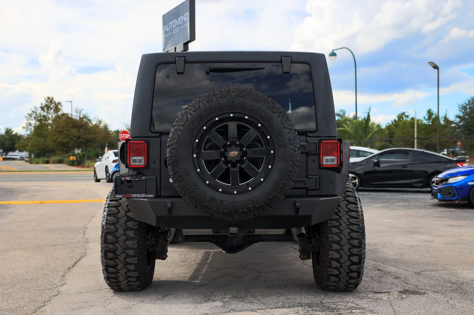 2015 Jeep Wrangler Unlimited Sport photo 9