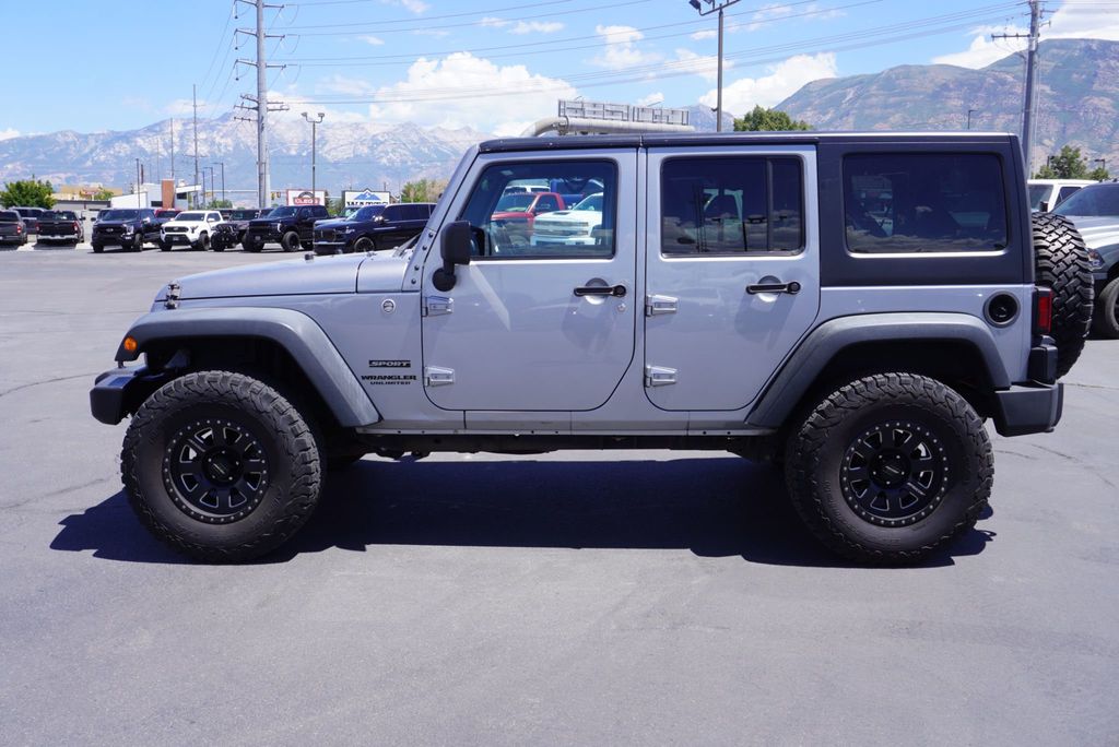 2015 Jeep Wrangler Unlimited Sport - 23050228 - 1