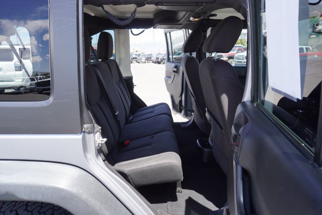 2015 Jeep Wrangler Unlimited Sport - 23051013 - 21