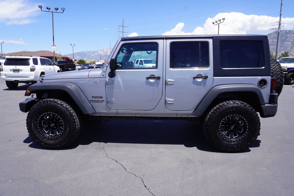 2015 Jeep Wrangler Unlimited Sport - 23051013 - 7