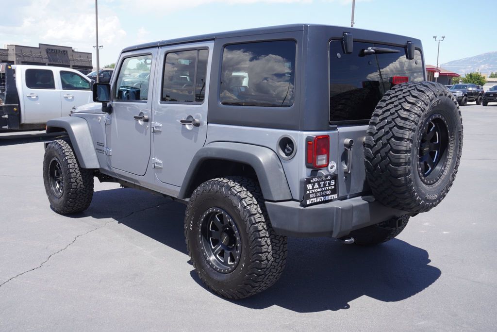 2015 Jeep Wrangler Unlimited Sport - 23051013 - 8
