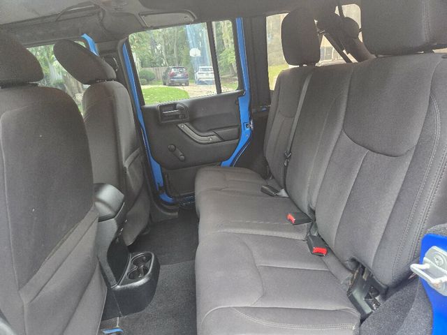 2015 Jeep Wrangler Unlimited Sport - 23084162 - 14