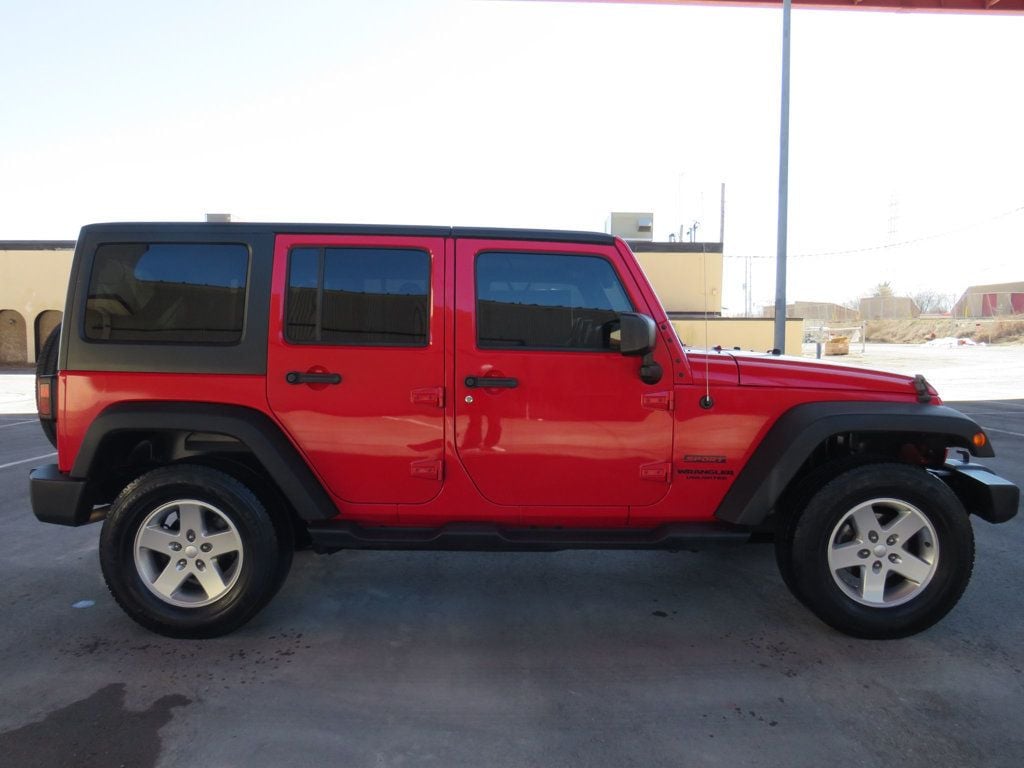 2015 Jeep Wrangler Unlimited Sport - 22783400 - 4