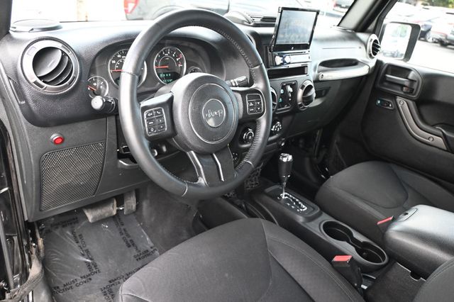 2015 Jeep Wrangler Unlimited Sport 17" Black Rhino Wheels 35" IRONMAN M/T Tires - 22934901 - 7