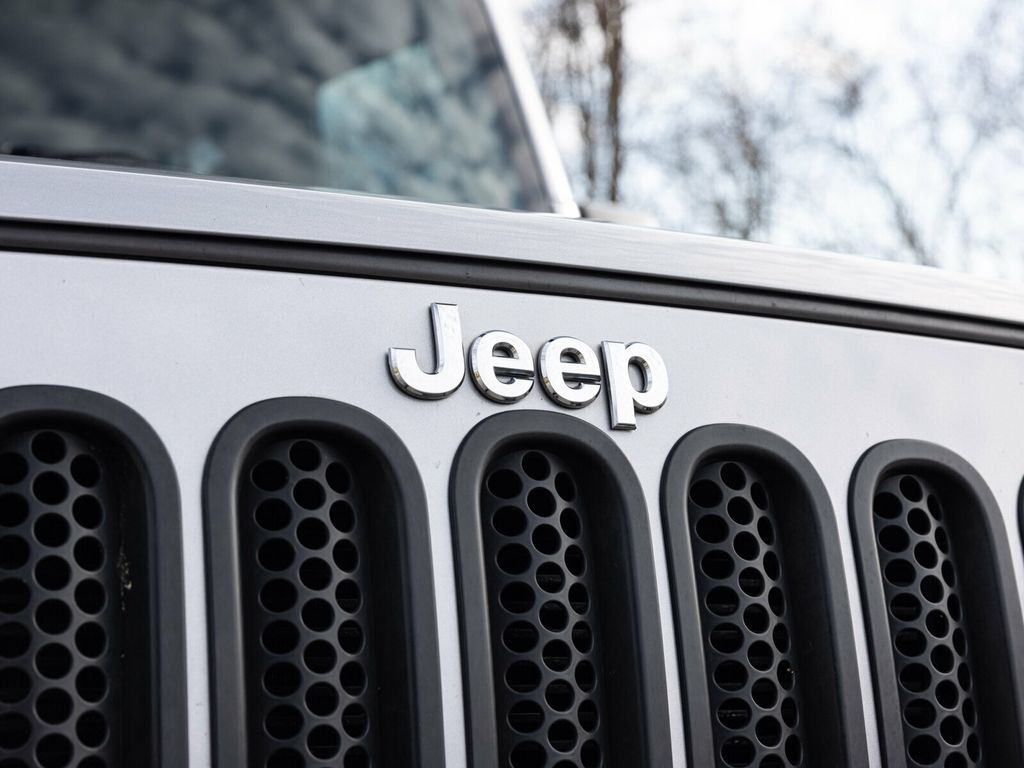 2015 Jeep Wrangler Unlimited Sport, Black Three Piece Hard Top, 4x4 - 22973169 - 18