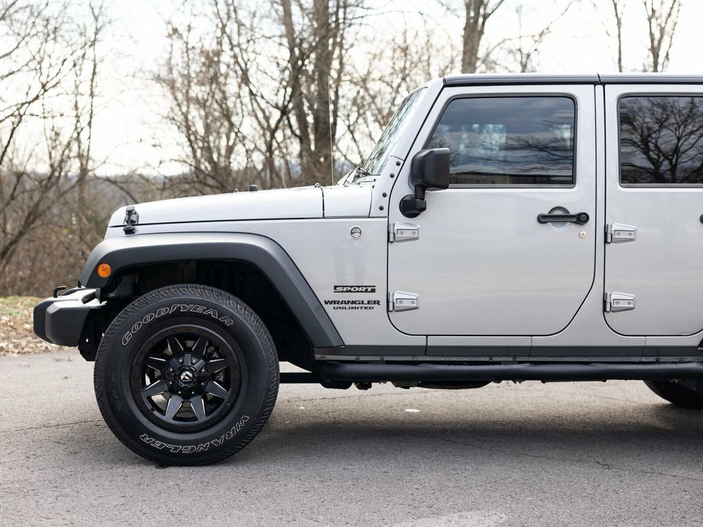 2015 Jeep Wrangler Unlimited Sport, Black Three Piece Hard Top, 4x4 - 22973169 - 2