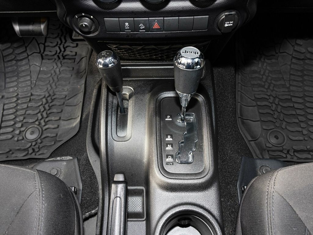 2015 Jeep Wrangler Unlimited Sport, Black Three Piece Hard Top, 4x4 - 22973169 - 35