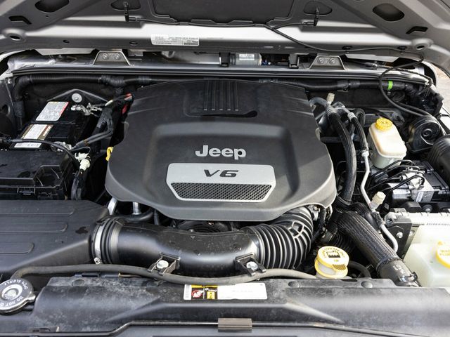 2015 Jeep Wrangler Unlimited Sport, Black Three Piece Hard Top, 4x4 - 22973169 - 68