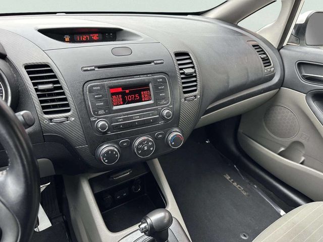 2015 Kia Forte 4dr Sedan Automatic EX - 22961855 - 25