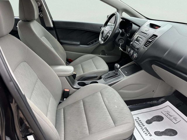 2015 Kia Forte 4dr Sedan Automatic LX - 22963296 - 17