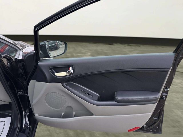 2015 Kia Forte 4dr Sedan Automatic LX - 22963296 - 18