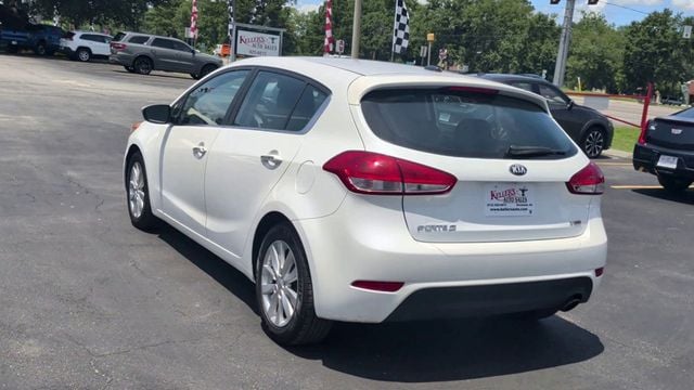 2015 Kia Forte 5-Door 5dr Hatchback Automatic EX - 23036571 - 5