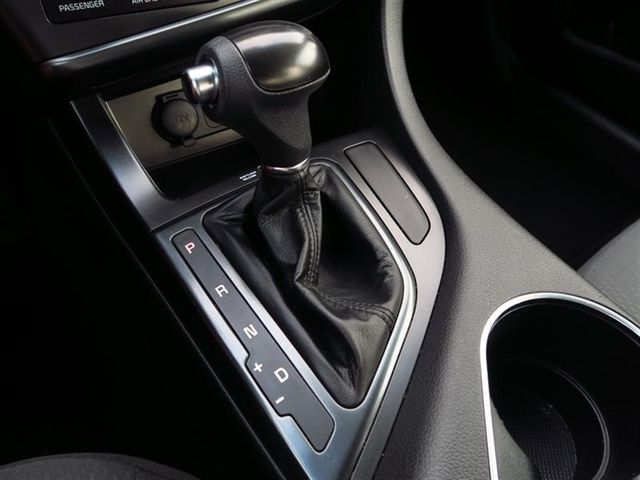 2015 Kia Optima 4dr Sedan LX - 17003306 - 23