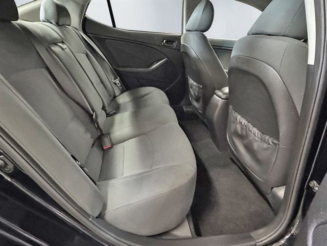 2015 Kia Optima 4dr Sedan LX - 23032839 - 17