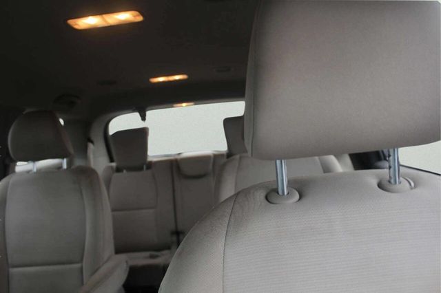 2015 Kia Sedona 4dr Wagon LX - 22995219 - 7