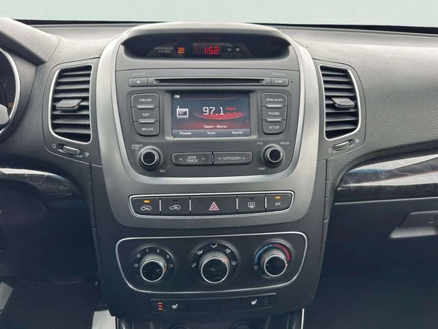 2015 Kia Sorento 2WD 4dr I4 LX - 22965525 - 28