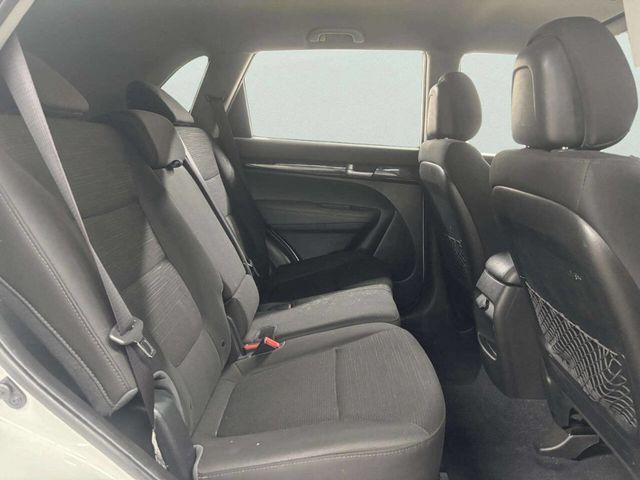 2015 Kia Sorento 2WD 4dr I4 LX - 22988613 - 16