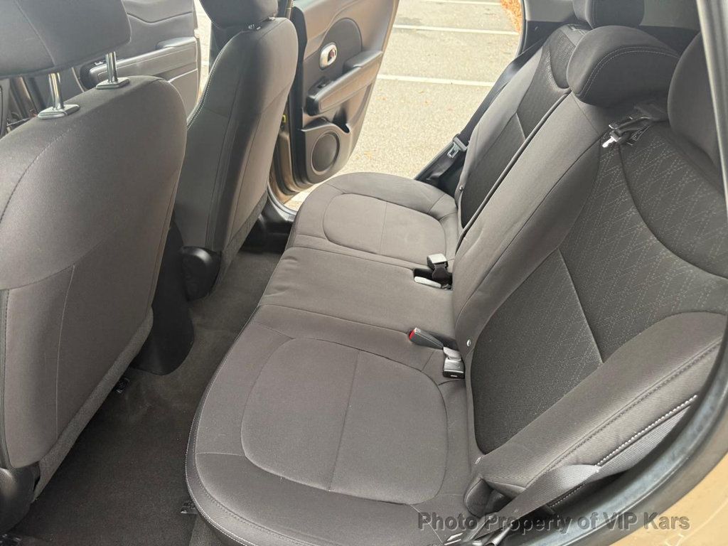 2015 Kia Soul 5dr Wagon Automatic - 22948585 - 14