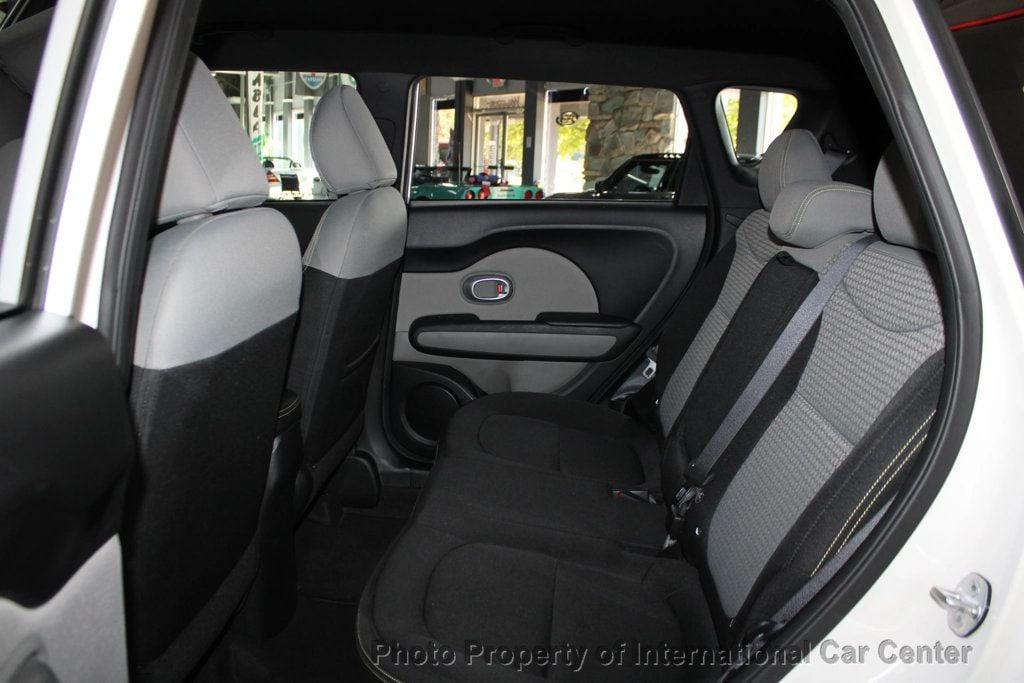 2015 Kia Soul photo 18