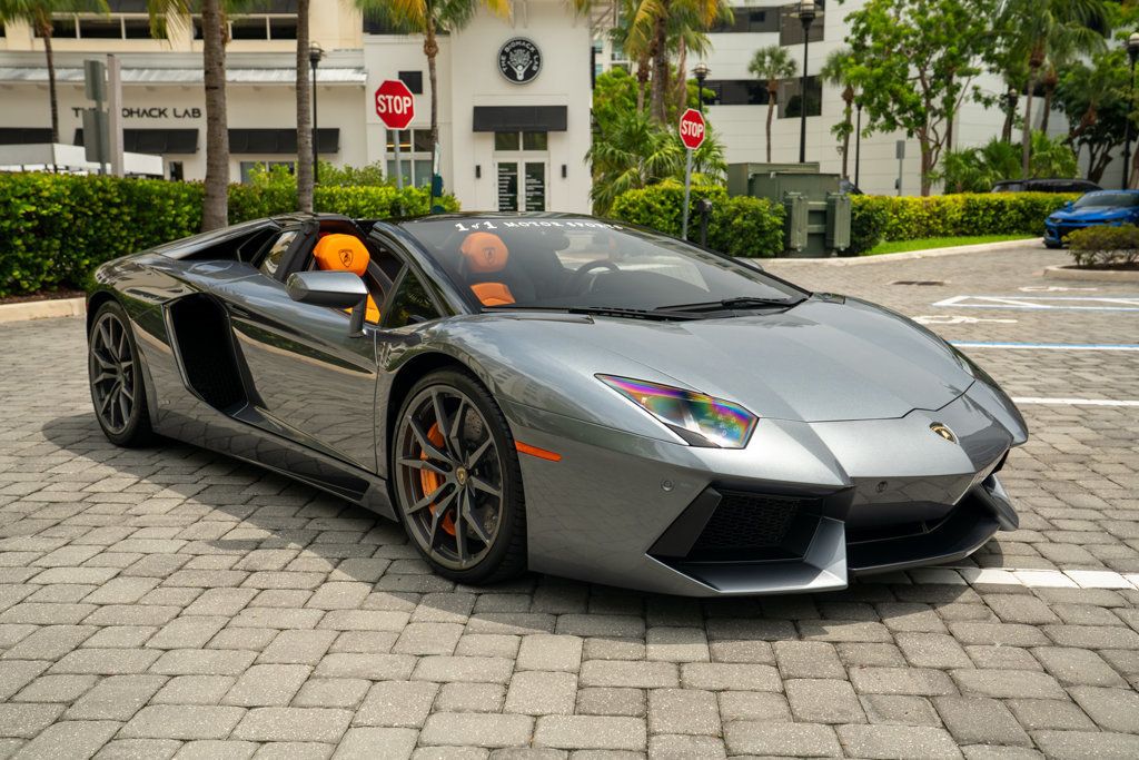 2015 Lamborghini Aventador 2dr Convertible - 22909968 - 10