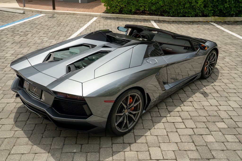 2015 Lamborghini Aventador 2dr Convertible - 22909968 - 21