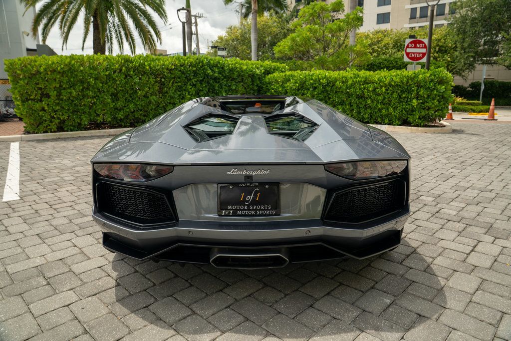 2015 Lamborghini Aventador 2dr Convertible - 22909968 - 22