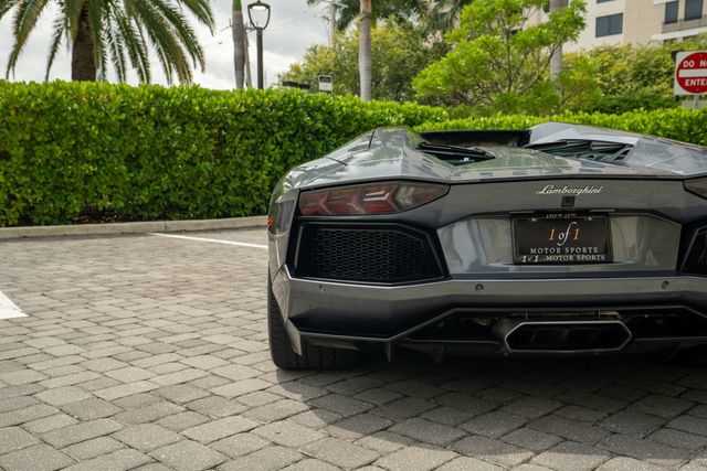 2015 Lamborghini Aventador 2dr Convertible - 22909968 - 26