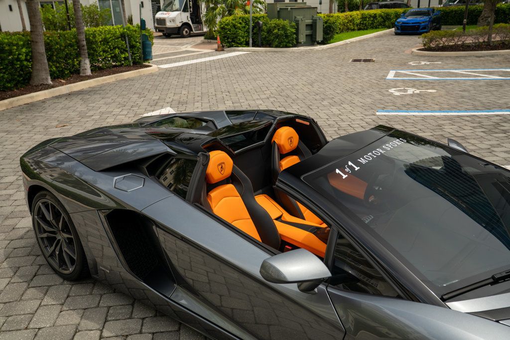 2015 Lamborghini Aventador 2dr Convertible - 22909968 - 47