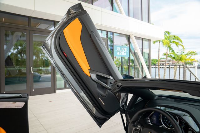 2015 Lamborghini Aventador 2dr Convertible - 22909968 - 50