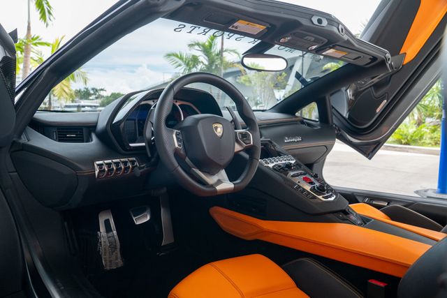 2015 Lamborghini Aventador 2dr Convertible - 22909968 - 54