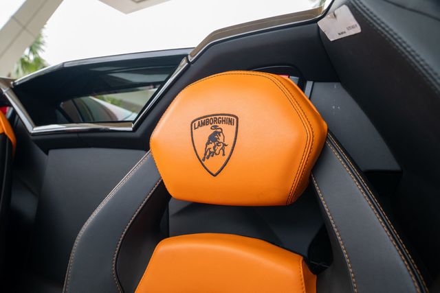 2015 Lamborghini Aventador 2dr Convertible - 22909968 - 57