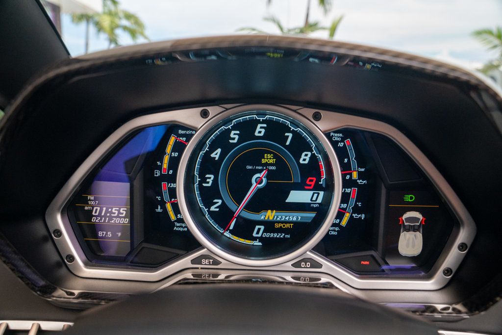 2015 Lamborghini Aventador 2dr Convertible - 22909968 - 60