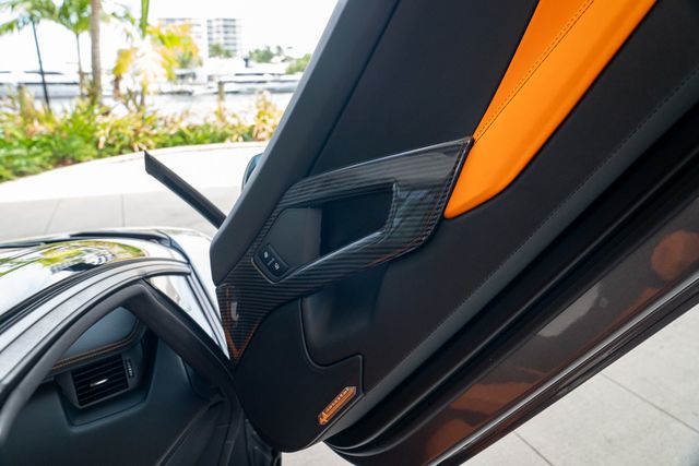 2015 Lamborghini Aventador 2dr Convertible - 22909968 - 71