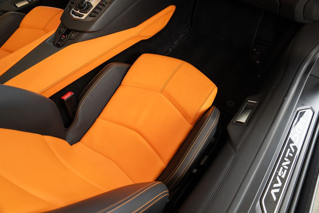 2015 Lamborghini Aventador 2dr Convertible - 22909968 - 77