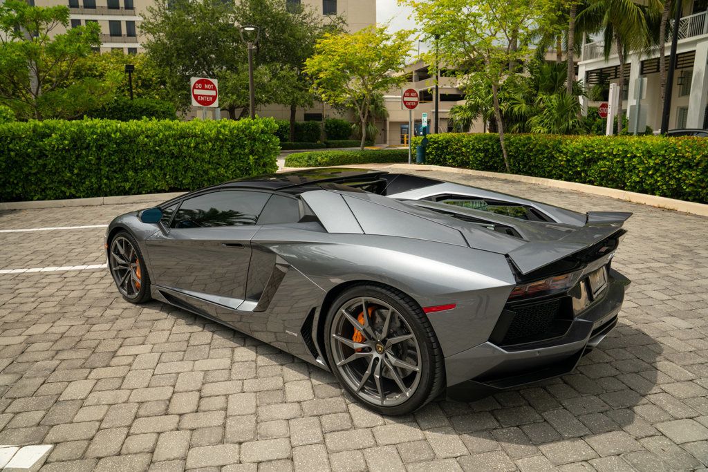 2015 Lamborghini Aventador 2dr Convertible - 22909968 - 82
