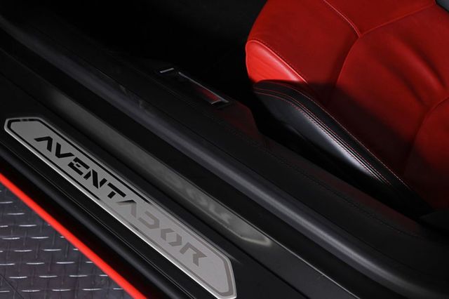 2015 Lamborghini Aventador 2dr Coupe - 23034033 - 25