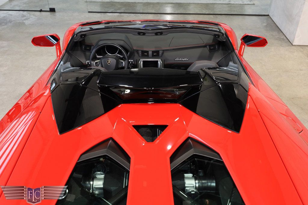 2015 Lamborghini Aventador Roadster  - 22615065 - 26