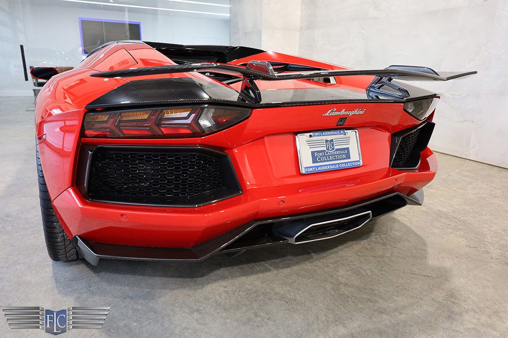 2015 Lamborghini Aventador Roadster  - 22615065 - 33