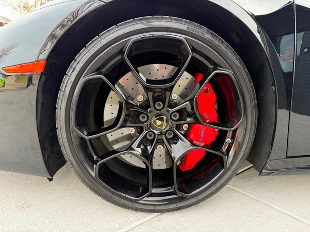 2015 Lamborghini Huracan 2dr Coupe LP 610-4 - 22936200 - 27