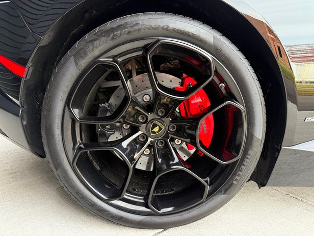 2015 Lamborghini Huracan 2dr Coupe LP 610-4 - 22936200 - 29
