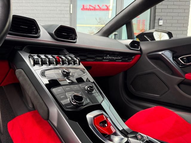 2015 Lamborghini Huracan 2dr Coupe LP 610-4 - 22936200 - 35