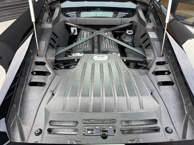 2015 Lamborghini Huracan 2dr Coupe LP 610-4 - 22936200 - 49