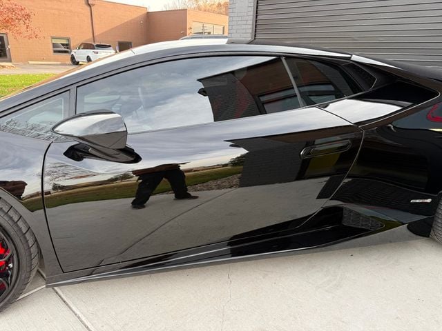 2015 Lamborghini Huracan 2dr Coupe LP 610-4 - 22936200 - 5